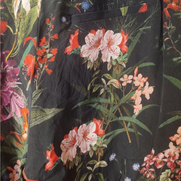 MARELLA • 100% SILK FLORAL DRESS PANTS - Picture 5 of 7